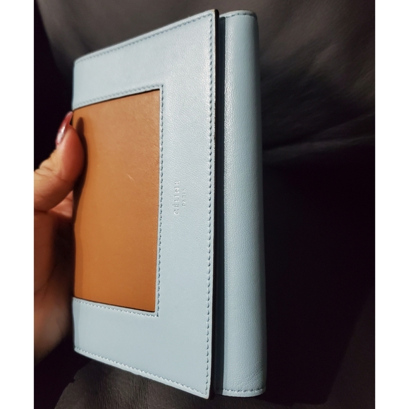 Céline Frame Multifunction Leather Wallet - Picture 2 of 7
